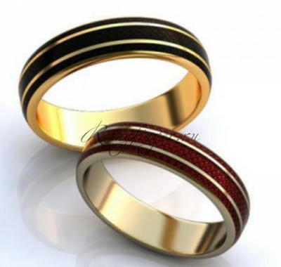 Плоские свадебные кольца с двумя полосками между покрытой эмалью поверхностью