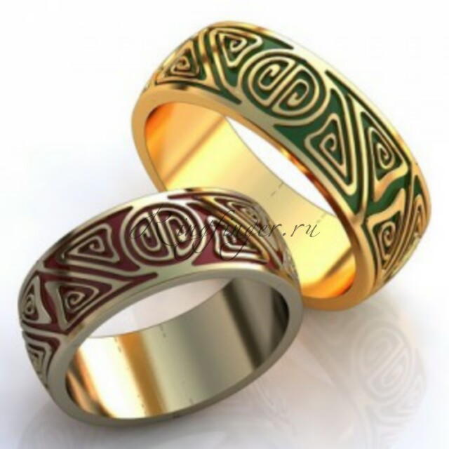Широкие кольца для свадьбы с эмалью и необычным узором
