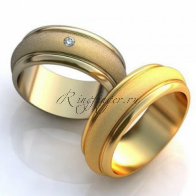 Венчальные кольца с матовой серединой и блестящими краями